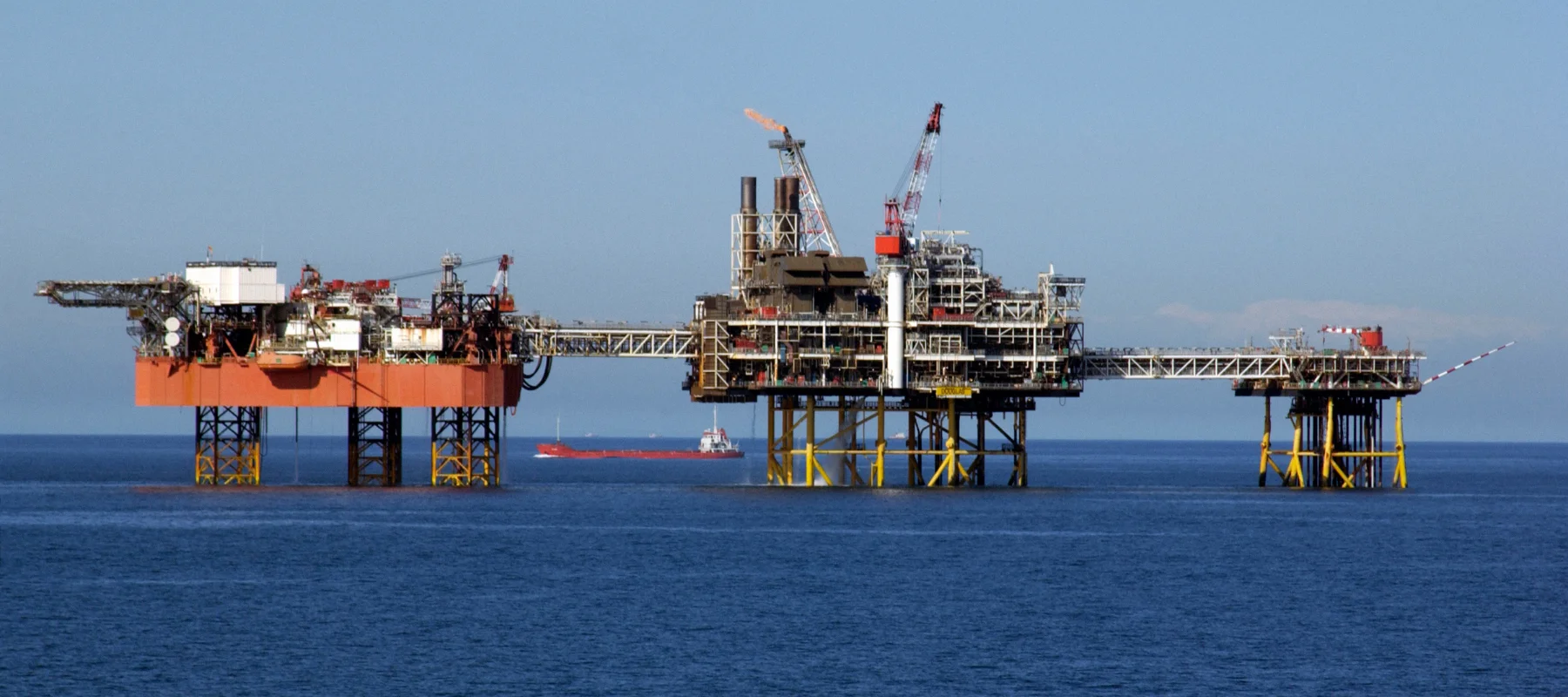 The Future of the Oil and Gas Industry and the Role of Skilled Professionals